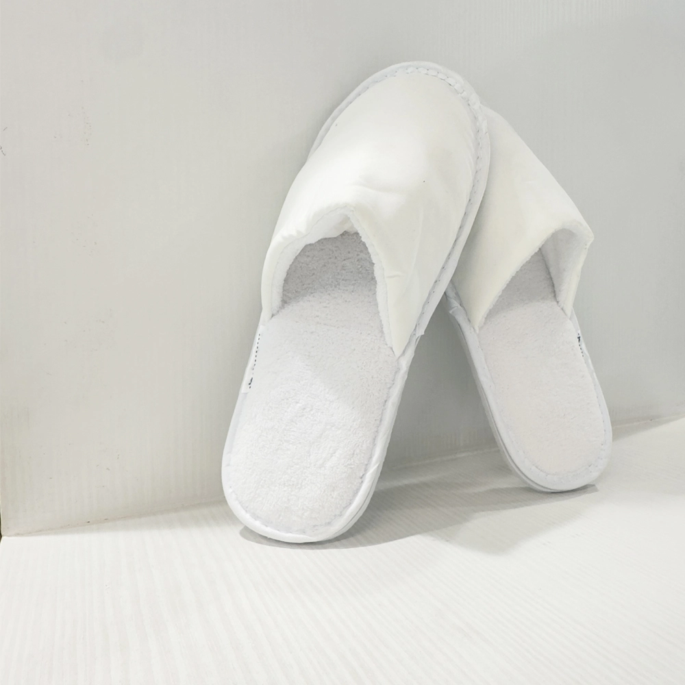 converted_Ch05005WHT_Cover Photo Hotel Slippers